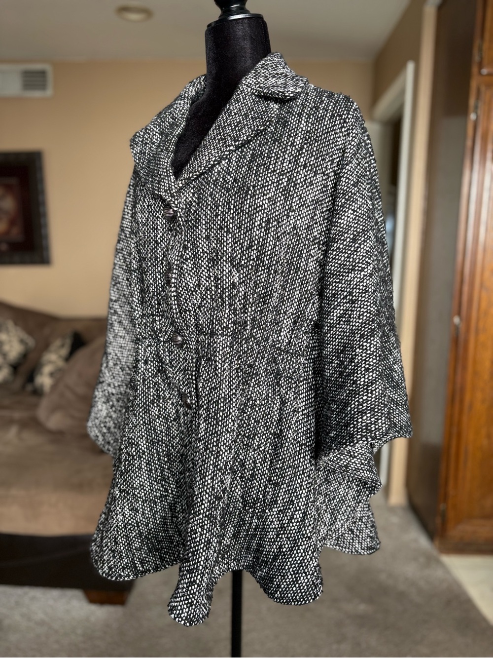 Women's Black & White Tweed Coat/Poncho size M